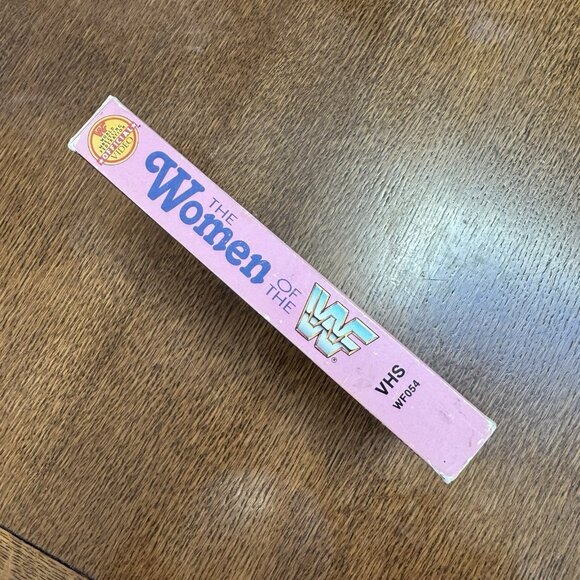 Coliseum Video WOMEN OF THE WWF VHS Vintage Tested And Working - Picture 13 of 16